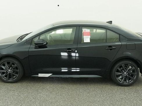 New 2026 Toyota Corolla SE FWD image 8