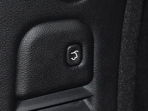 Used 2025 Dodge Durango R/T AWD/4WD image 11