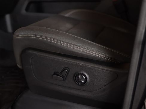 Used 2019 RAM 1500 Big Horn image 25