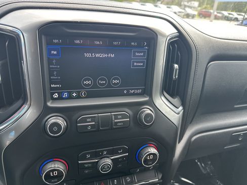 Certified 2020 Chevrolet Silverado 1500 RST AWD/4WD image 14