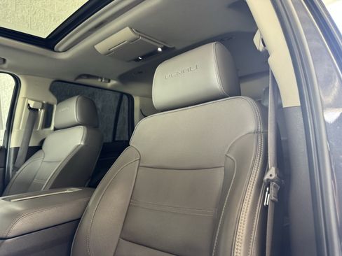 Certified 2016 GMC Yukon Denali w/ Open Road Package AWD/4WD image 13