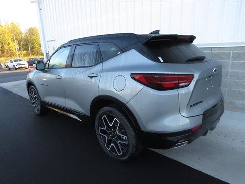 New 2025 Chevrolet Blazer RS w/ Driver Confidence II Package image 9