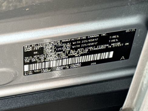 Used 2025 Toyota RAV4 XLE AWD/4WD image 45