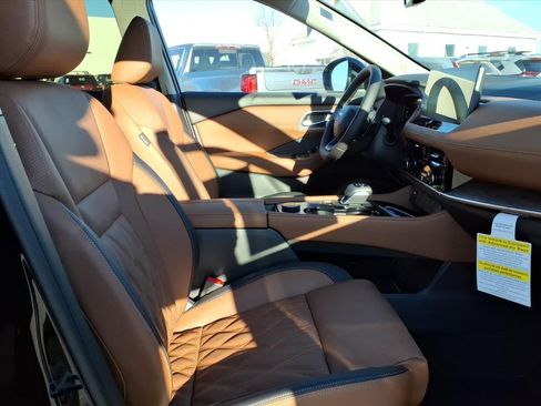 New 2026 Nissan Rogue Platinum w/ Platinum Premium Package image 7