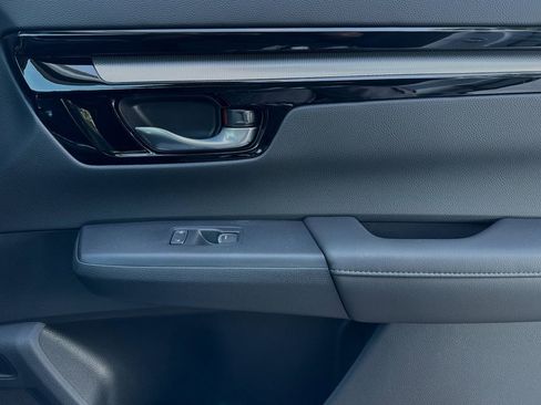 New 2025 Honda CR-V FWD e:FCEV image 18
