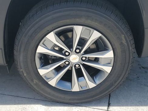 New 2026 Chevrolet Equinox LT w/ Safety and Technology Package image 5