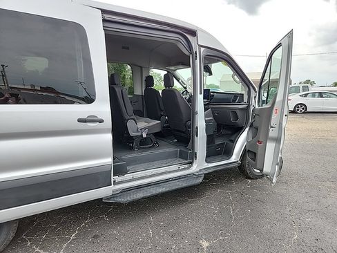 Used 2024 Ford Transit 350 XLT AWD/4WD image 4