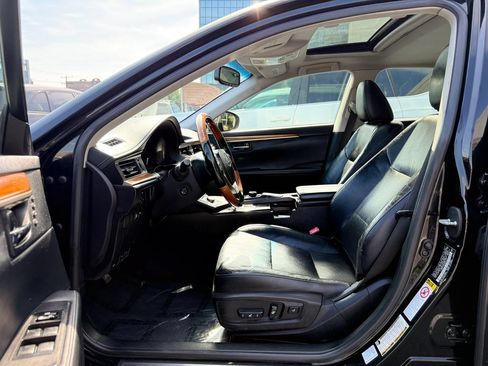 Used 2013 Lexus ES 300h w/ Luxury Pkg FWD image 10