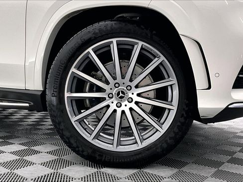 Certified 2023 Mercedes-Benz GLS 450 4MATIC image 8