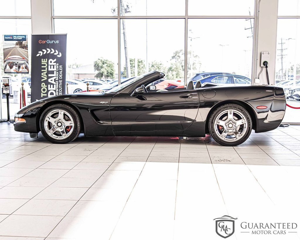 Used 1998 Chevrolet Corvette Convertible w/ Memory Pkg RWD image 8