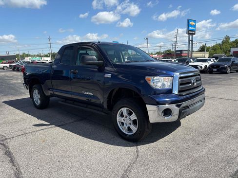 Used 2013 Toyota Tundra 4x4 Double Cab w/ Tow Pkg image 6