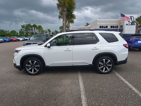 Used 2023 Honda Pilot Elite image 5