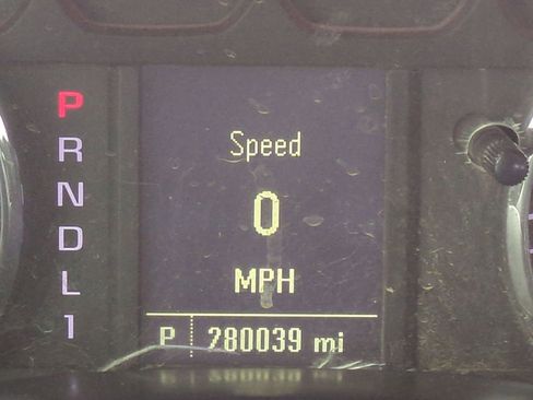 Used 2017 Chevrolet Silverado 2500 W/T image 28