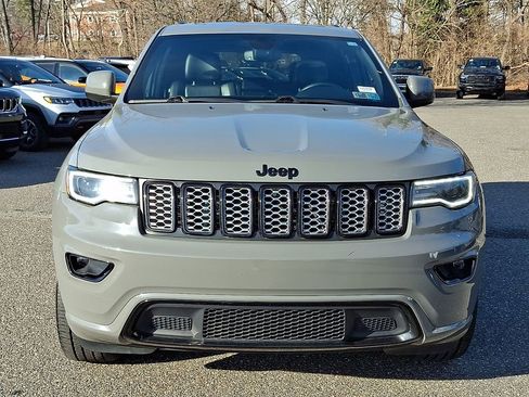 Used 2020 Jeep Grand Cherokee Altitude image 3