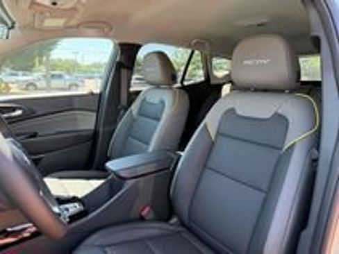 New 2026 Chevrolet Trax ACTIV w/ Driver Confidence Package FWD image 10