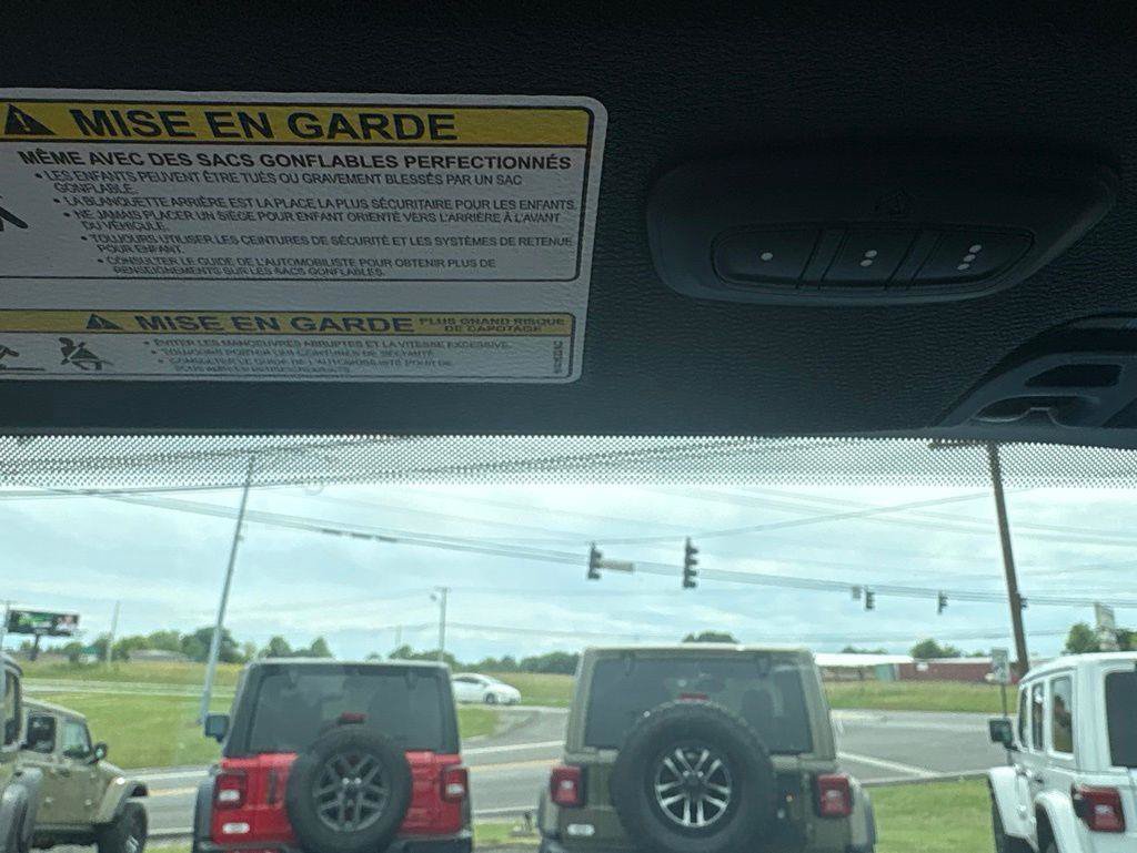 Used 2021 Jeep Gladiator Sport AWD/4WD image 36