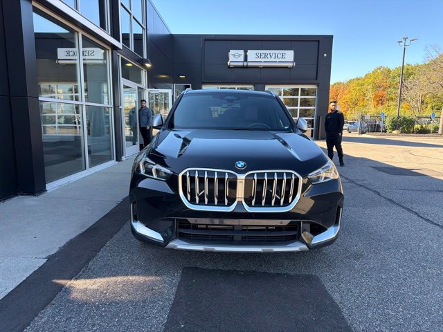 Used 2024 BMW X1 xDrive28i w/ Convenience Package AWD/4WD image 2
