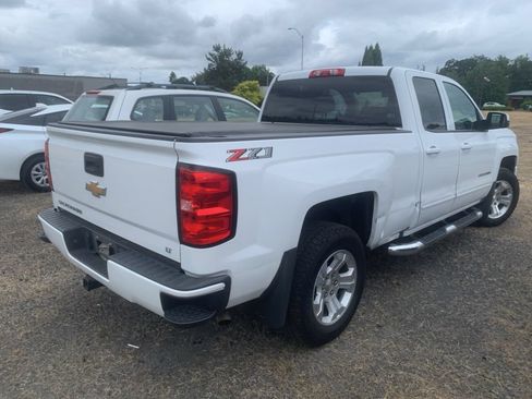 Used 2018 Chevrolet Silverado 1500 LT w/ All Star Edition AWD/4WD image 4