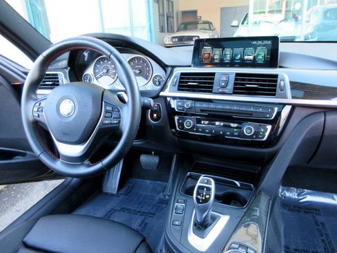 Used 2017 BMW 330i Sedan image 44