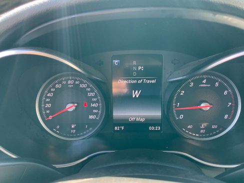 Used 2017 Mercedes-Benz C 300 Sedan image 32