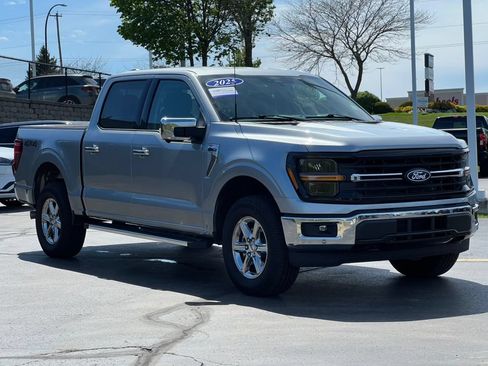 Certified 2025 Ford F150 XLT w/ Equipment Group 302A MID AWD/4WD image 39