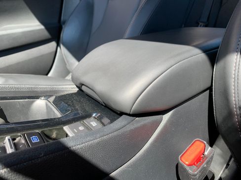 Used 2023 Honda Accord EX-L image 18