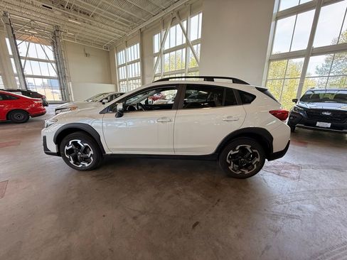 Used 2023 Subaru Crosstrek 2.5i Limited AWD/4WD image 6