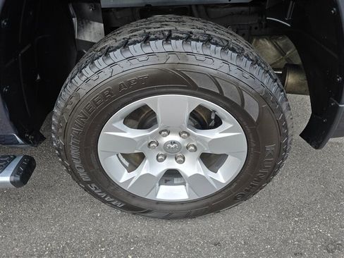 Used 2019 RAM 1500 Big Horn AWD/4WD image 23