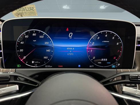 Used 2025 Mercedes-Benz E 450 4MATIC Sedan image 17