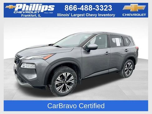 Used 2023 Nissan Rogue SV image 1