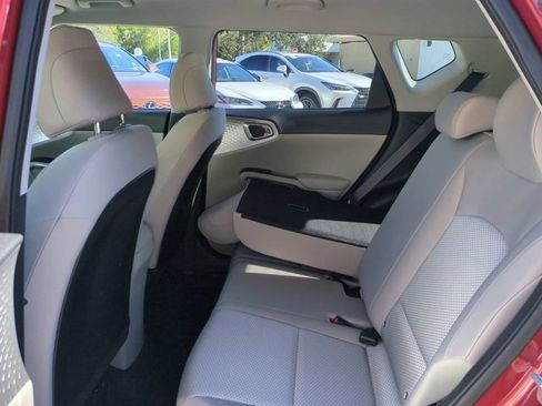 Used 2023 Kia Soul LX image 12