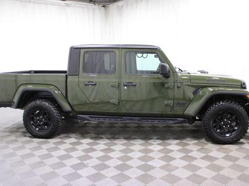 Used 2023 Jeep Gladiator Willys image 29