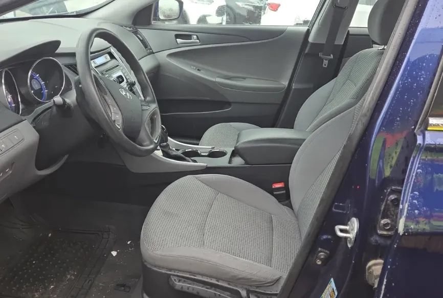 Used 2011 Hyundai Sonata GLS FWD image 4