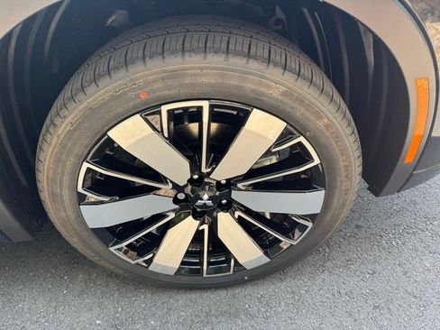 New 2025 Mitsubishi Outlander AWD image 9