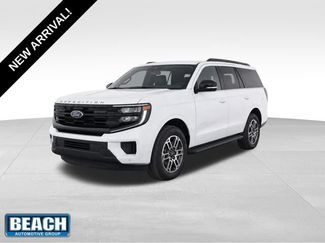 Used 2025 Ford Expedition Active AWD/4WD video 1