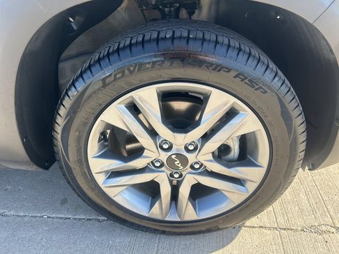 Used 2023 Kia Seltos LX AWD/4WD image 37
