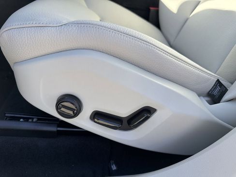 New 2025 Volvo XC60 T8 Plus w/ Protection Package Premier image 9