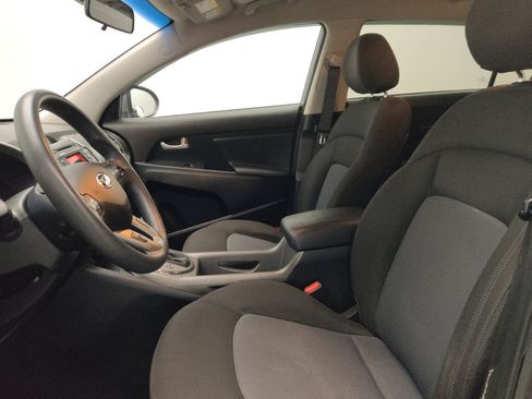Used 2016 Kia Sportage LX FWD image 17