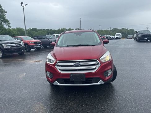 Used 2018 Ford Escape SEL w/ Ford Safe & Smart Package AWD/4WD image 2