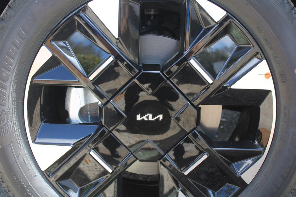 New 2027 Kia Sportage SX FWD image 18