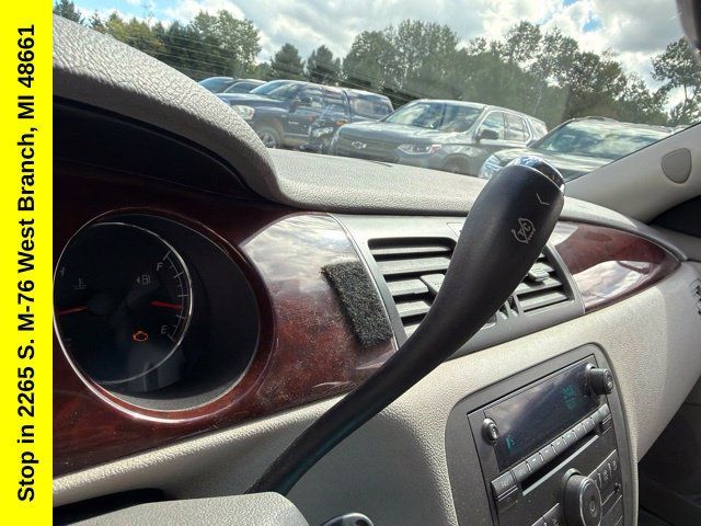 Used 2008 Buick Lucerne CX FWD image 31