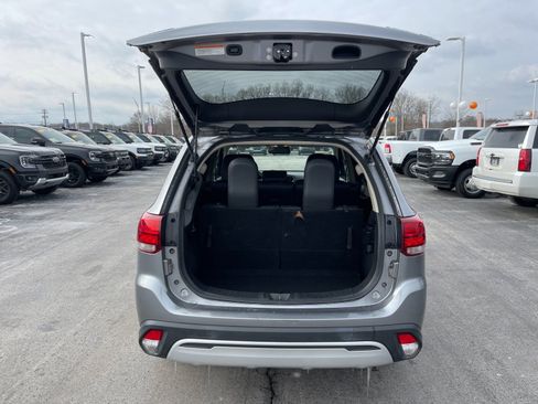 Used 2019 Mitsubishi Outlander SEL image 18