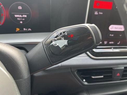 New 2026 Volkswagen Tiguan SE AWD/4WD image 12