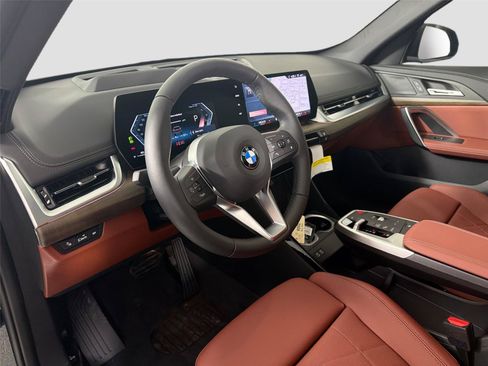 New 2026 BMW X1 xDrive28i w/ Technology Package AWD/4WD image 10