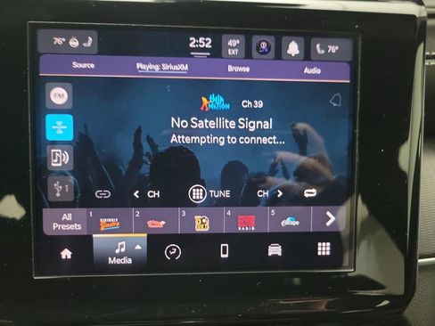 Used 2025 Jeep Grand Cherokee L Laredo image 26