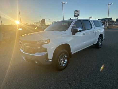 Used 2020 Chevrolet Silverado 1500 LT w/ Convenience Package image 7