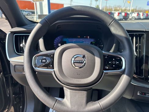 Certified 2024 Volvo XC60 T8 Ultimate w/ Protection Package Premier AWD/4WD image 23