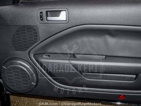 Used 2007 Ford Mustang GT Premium RWD image 70