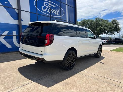 New 2026 Ford Expedition Max Platinum w/ Stealth Performance Package AWD/4WD image 7