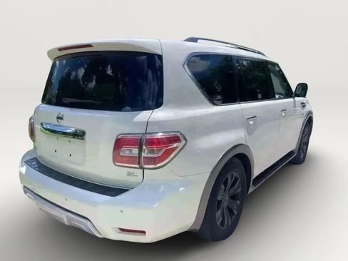 Used 2017 Nissan Armada SL image 2